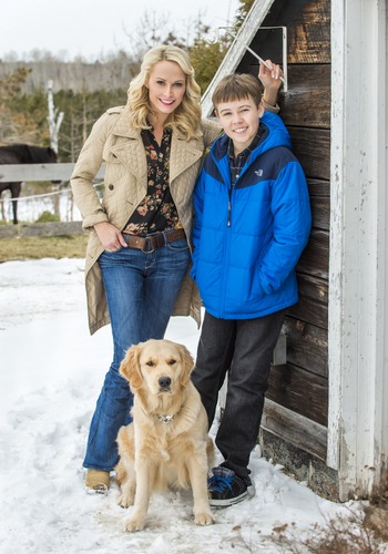 Picture for Christmas With Tucker